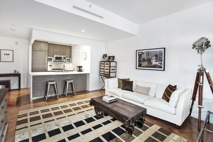 201303028-400w12th_lr